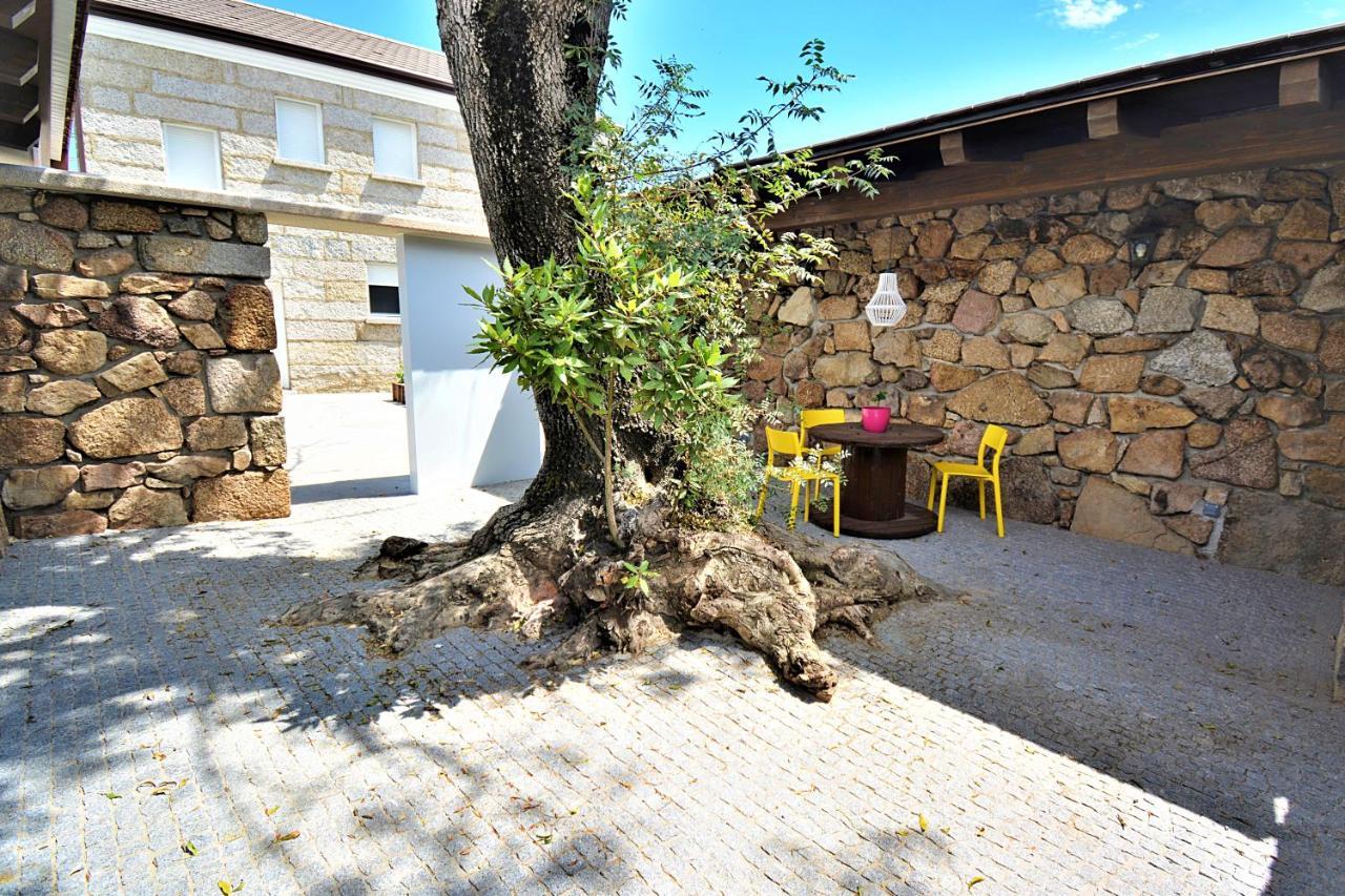 Galihost - Apartamentos Mamuela Ribadumia Buitenkant foto