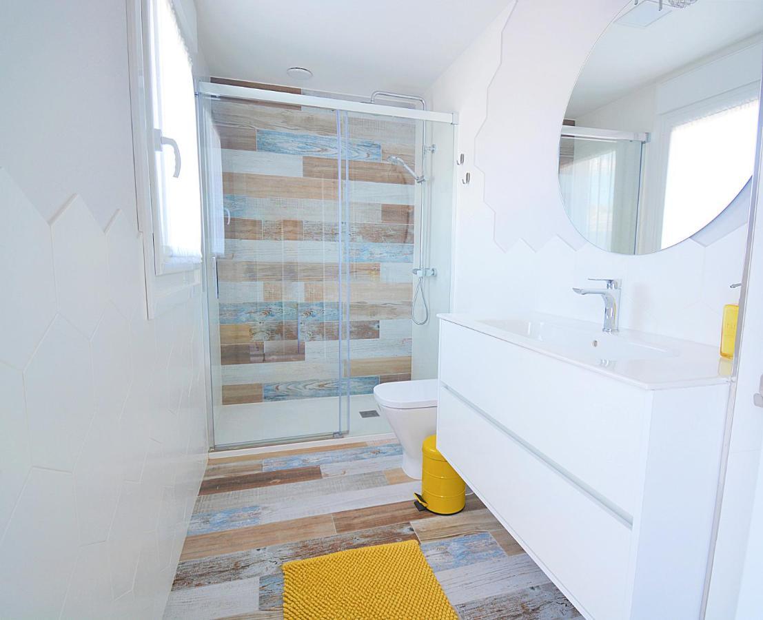 Galihost - Apartamentos Mamuela Ribadumia Buitenkant foto