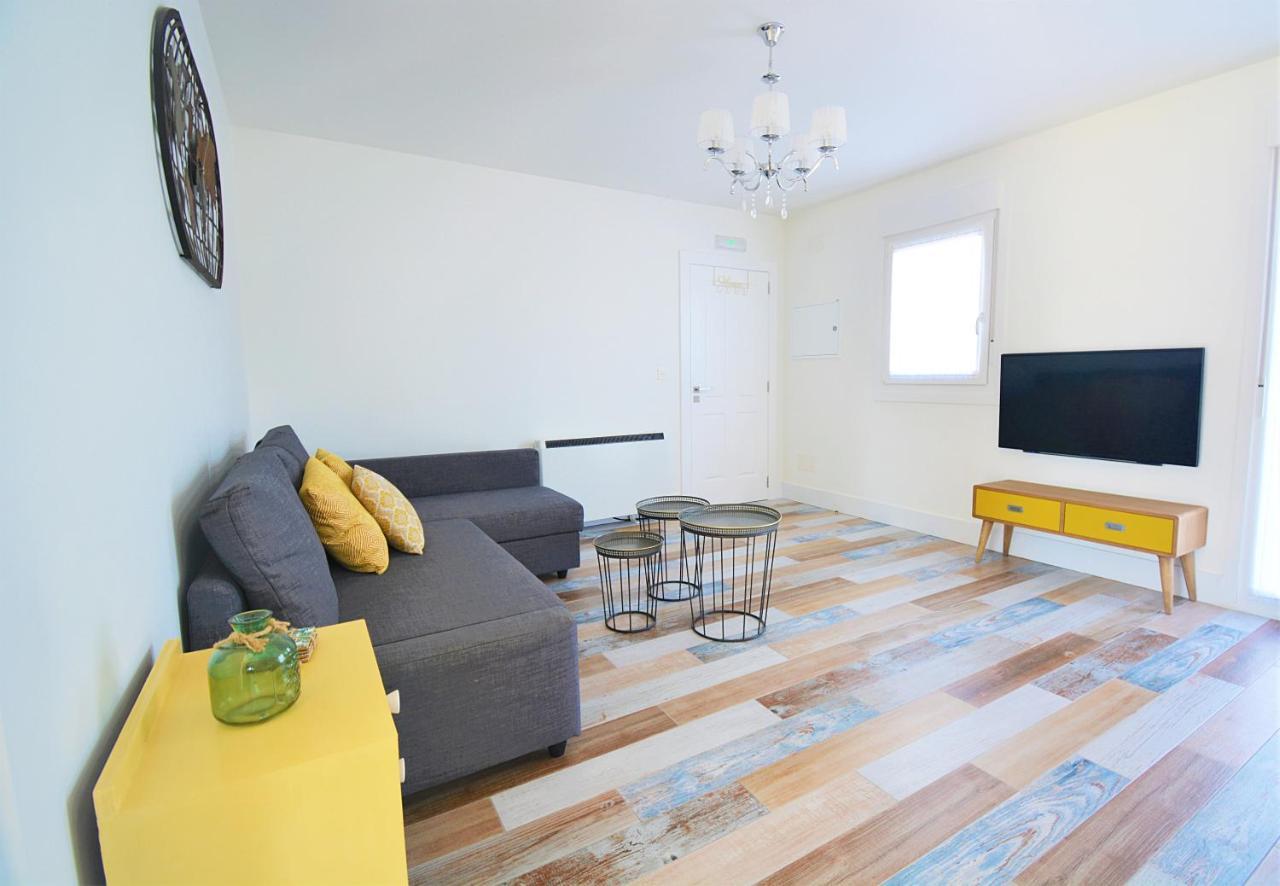 Galihost - Apartamentos Mamuela Ribadumia Buitenkant foto
